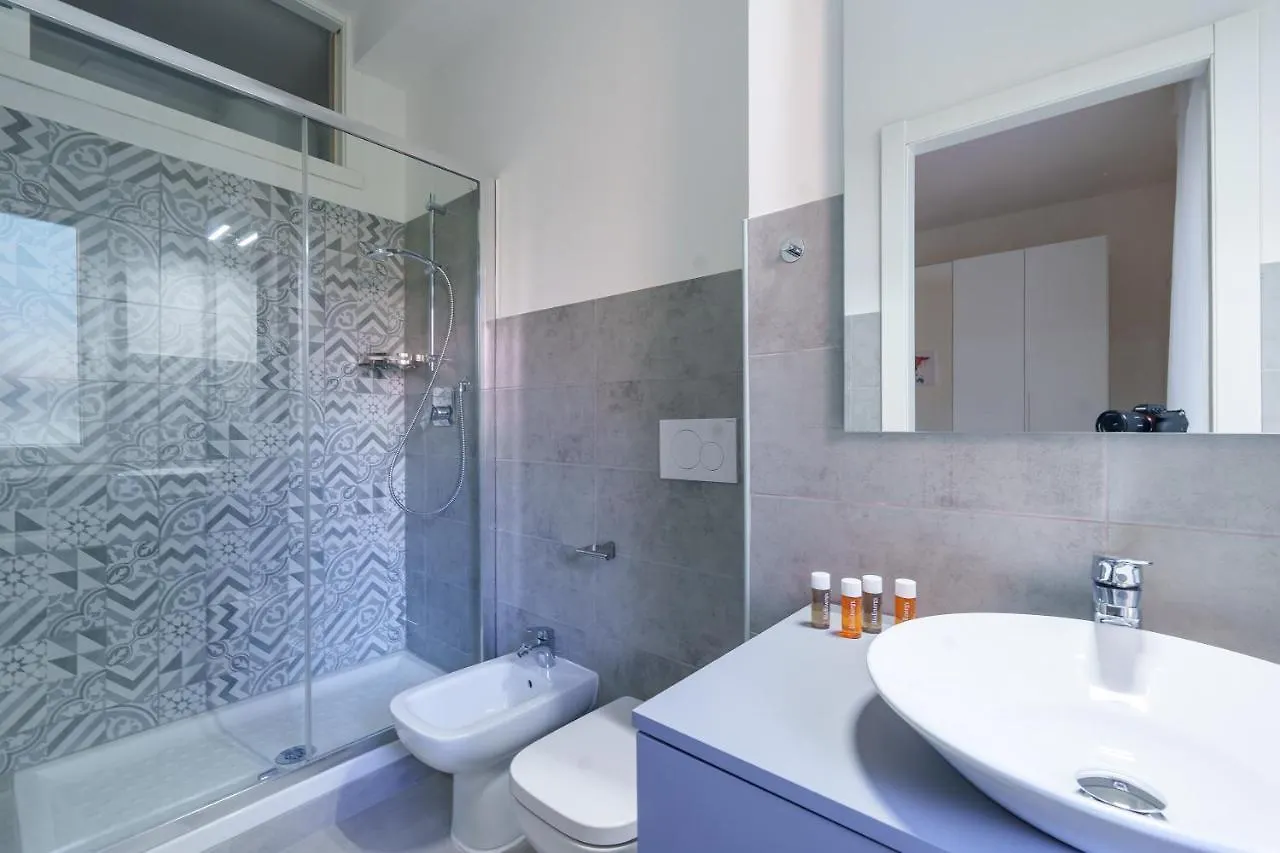 Sansiro Luxury Wi-Fi & Netflix Apartman Milánó